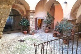 Atrio di ingresso del Castello dei Ventimiglia